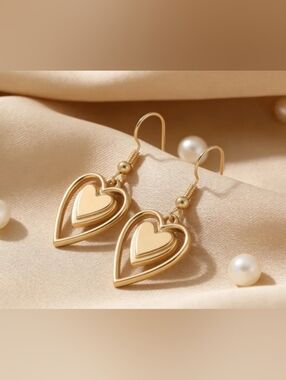 ❤️M $10 Each Or Bundle 4/$20 Gold Heart Drop Earrings